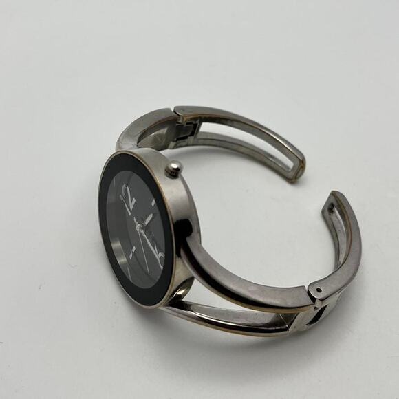 Silver black watch - Picture 2 of 2